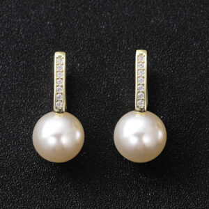 Imitation pearl huggie Earrings